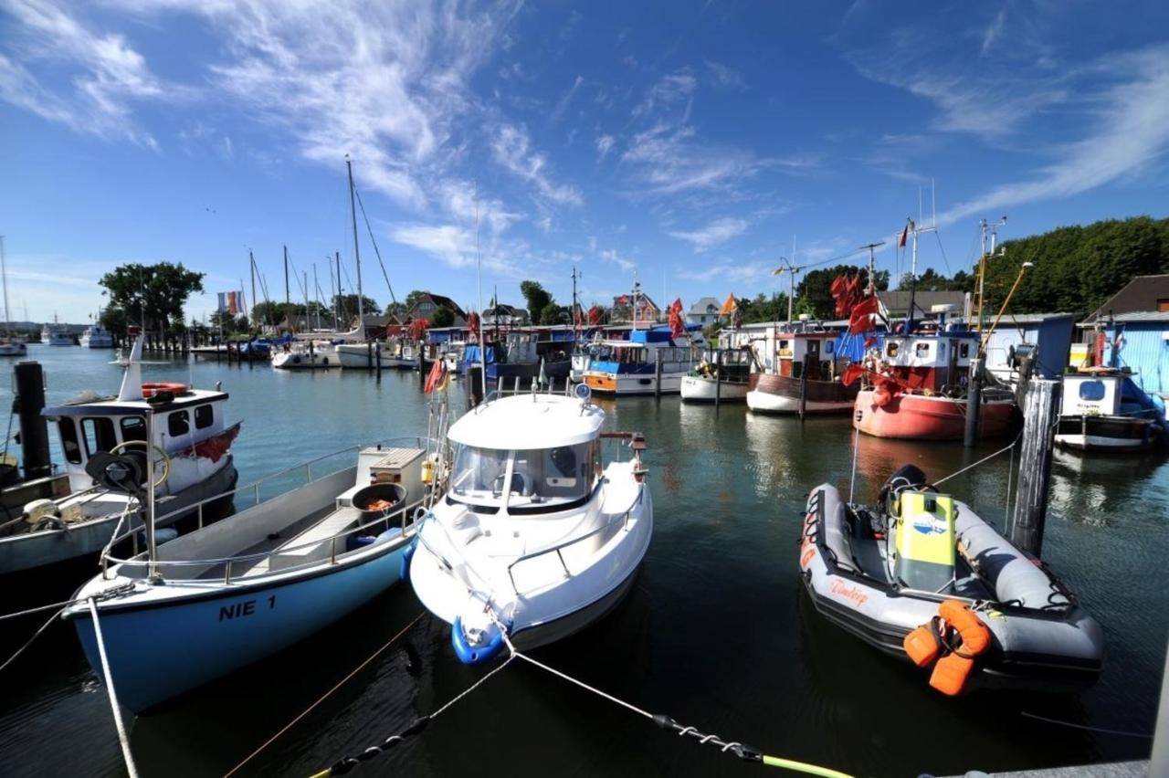 4Hafenzeiten - Ferienwohnung Nie 3 Moeve Timmendorfer Strand Bagian luar foto